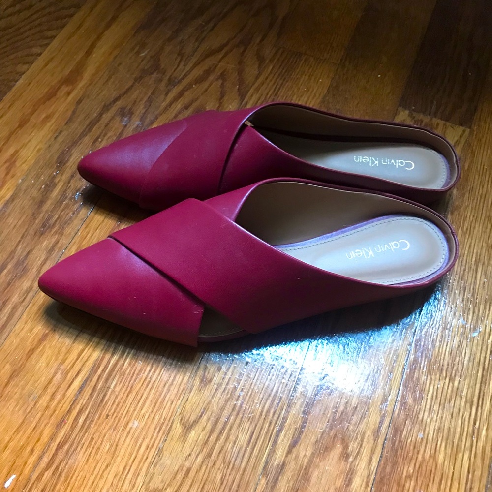 Calvin Klein Red Flats